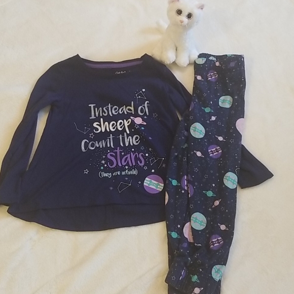 Cat & Jack Other - Girl's Galaxy Pajama Set Long Sleeves XS 4/5